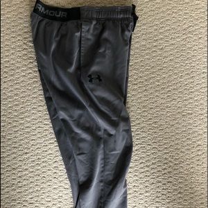 Boys Youth medium Under Armor pants